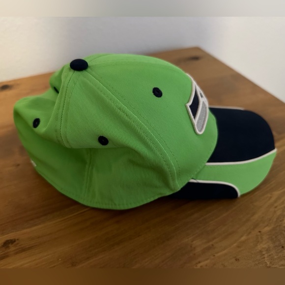 Seattle Seahawks Hat - Picture 2 of 6